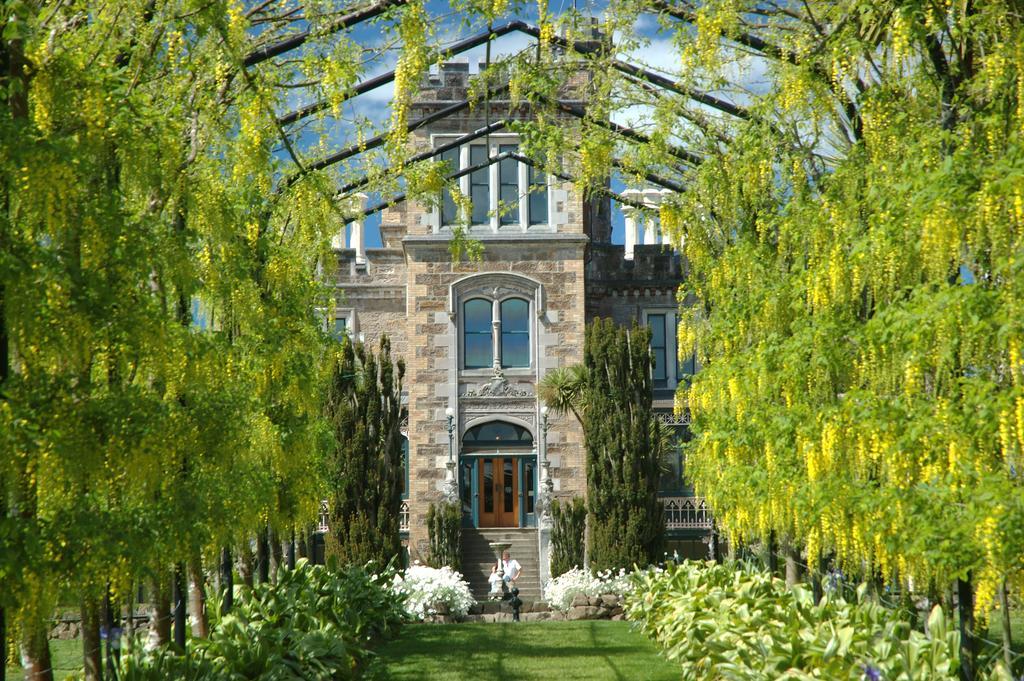 Larnach Lodge & Stable Stay Dunedin Exterior foto