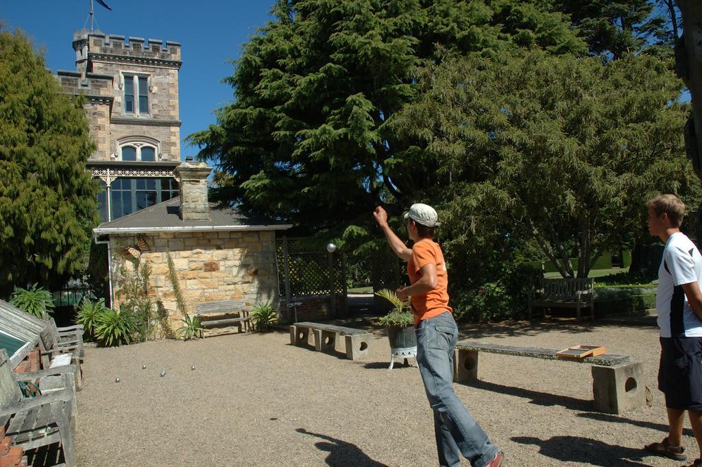 Larnach Lodge & Stable Stay Dunedin Exterior foto